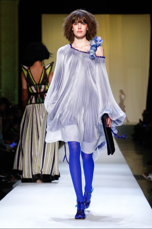 مجموعة الألبسة الراقية من جان بول غوتييه لربيع 2019