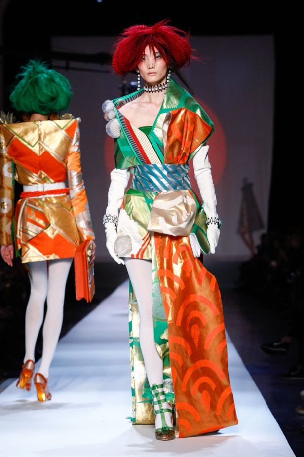 مجموعة الألبسة الراقية من جان بول غوتييه لربيع 2019