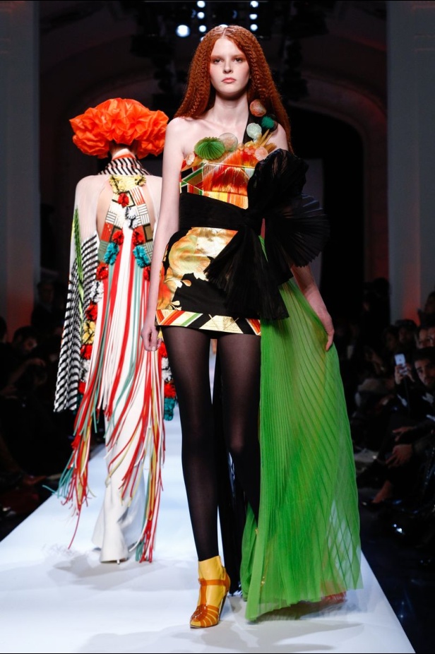 مجموعة الألبسة الراقية من جان بول غوتييه لربيع 2019