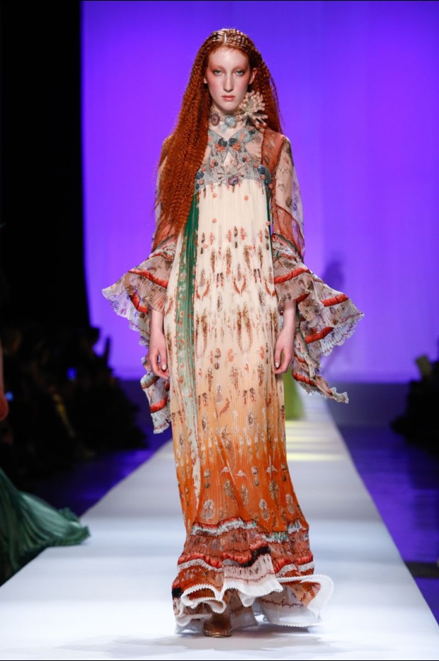 مجموعة الألبسة الراقية من جان بول غوتييه لربيع 2019