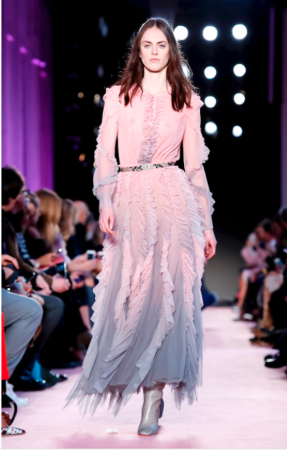 عرض أزياء Blumarine لخريف وشتاء ٢٠١٨ !