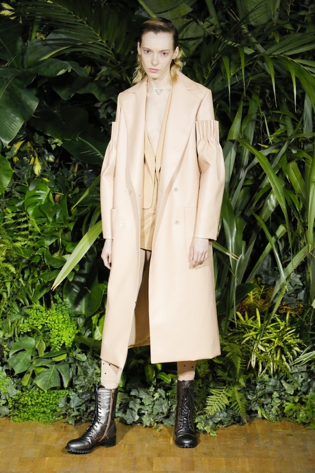 عرض أزياء Vionnet لخريف وشتاء ٢٠١٨ !