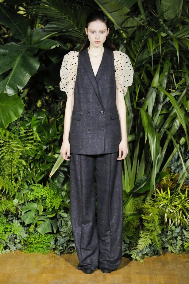 عرض أزياء Vionnet لخريف وشتاء ٢٠١٨ !