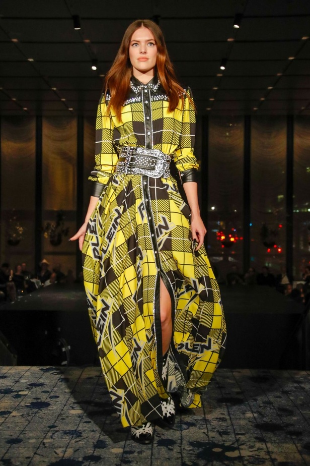 عرض أزياء فيليب بلاين لخريف وشتاء 2019