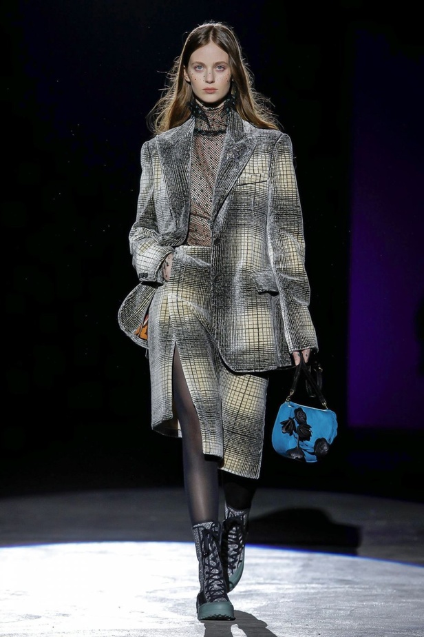 عرض أزياء ‏Marco de Vincenzo‏ لخريف وشتاء 2019‏