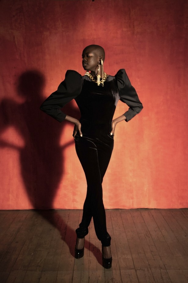 عرض أزياء OSMAN لخريف وشتاء 2021 ضمن أسبوع الموضة في لندن