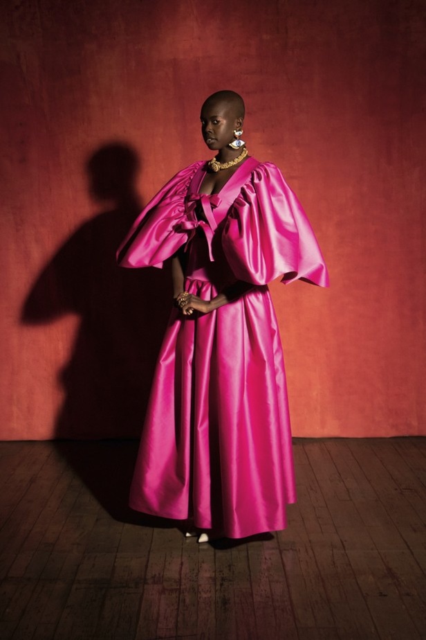 عرض أزياء OSMAN لخريف وشتاء 2021 ضمن أسبوع الموضة في لندن