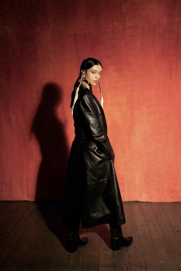 عرض أزياء OSMAN لخريف وشتاء 2021 ضمن أسبوع الموضة في لندن