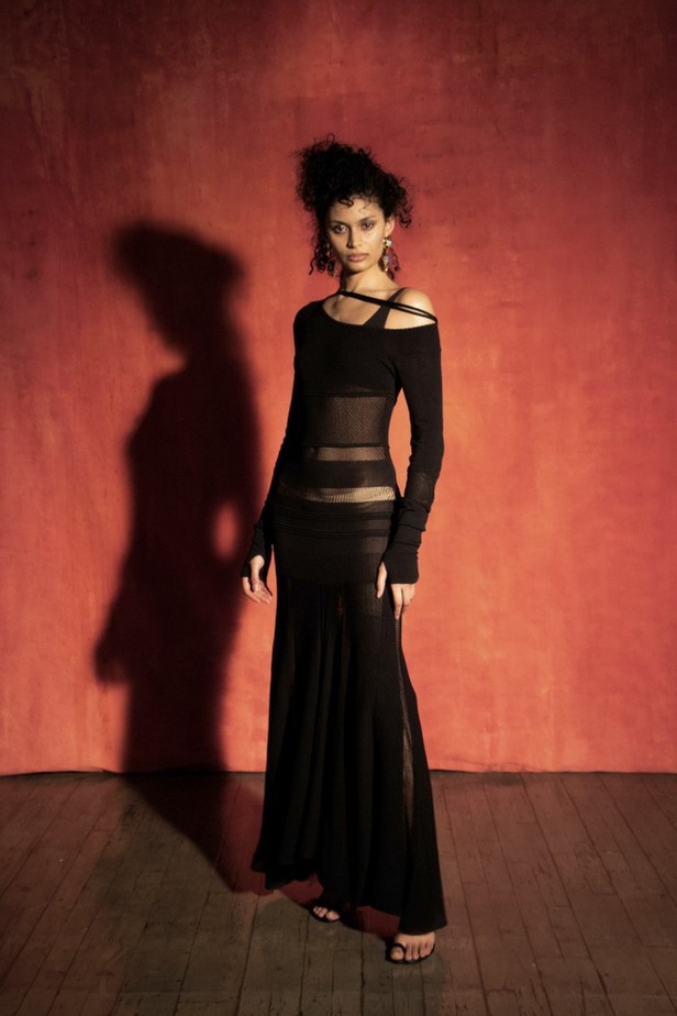 عرض أزياء OSMAN لخريف وشتاء 2021 ضمن أسبوع الموضة في لندن