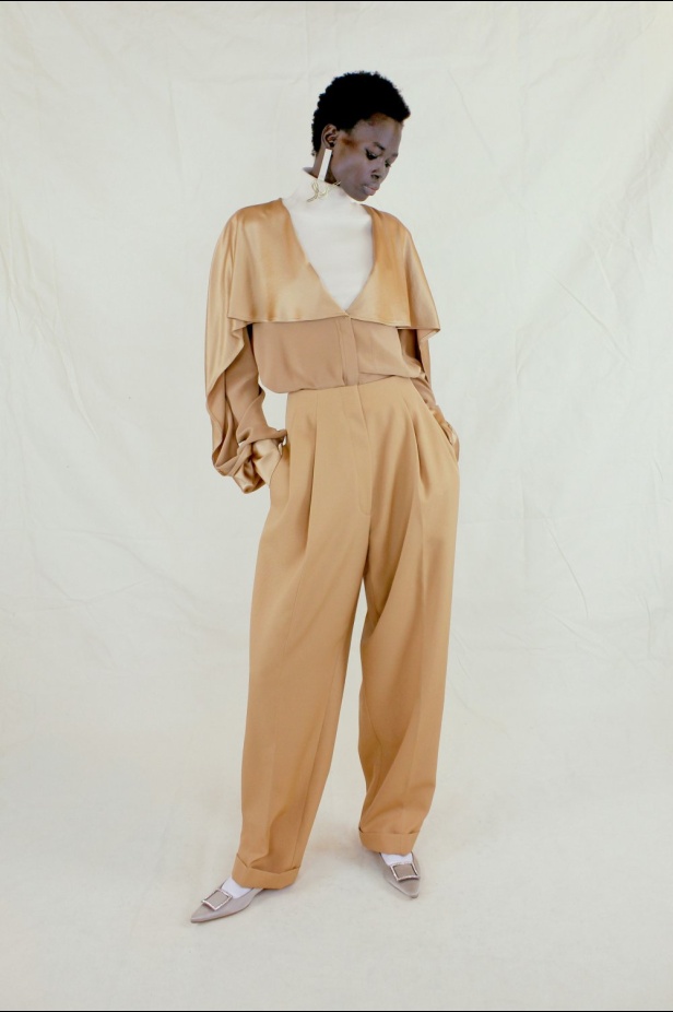 عرض ازياء مجموعة Roksanda لموسم خريف وشتاء 2021