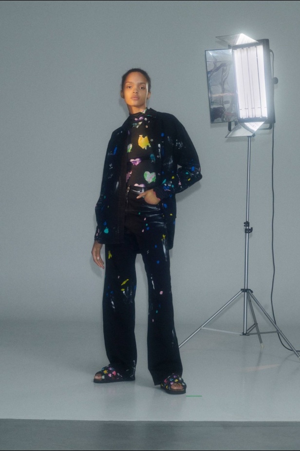 صور عرض أزياء مجموعة MSGM ريزورت 2022