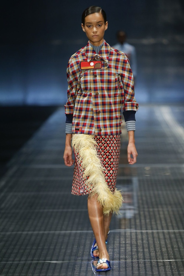 مجموعة Prada  لربيع وصيف 2017