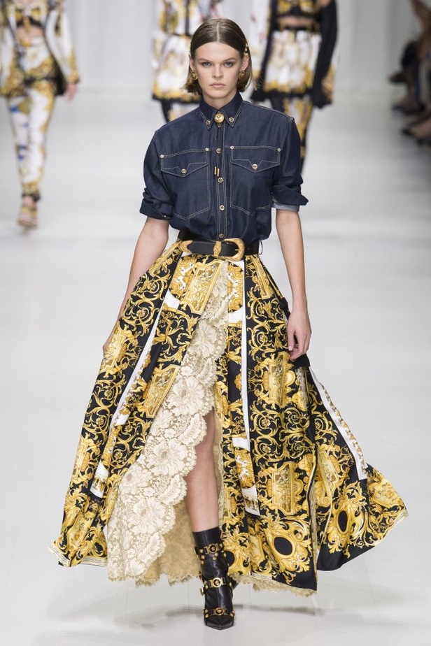 مجموعة Versace لربيع وصيف 2018