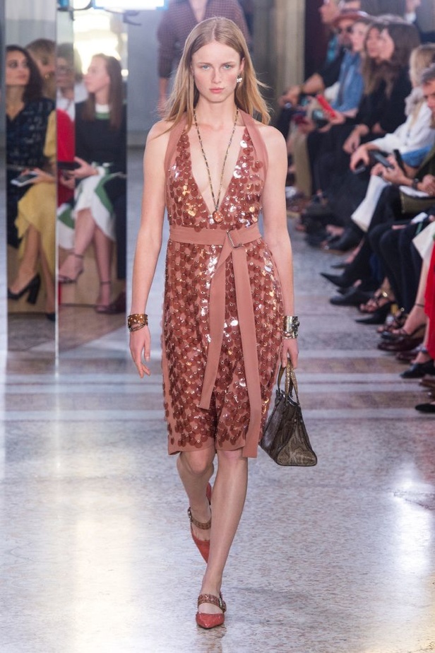 مجموعة “بوتيغا فينيتا” للأزياء لربيع وصيف 2018 !