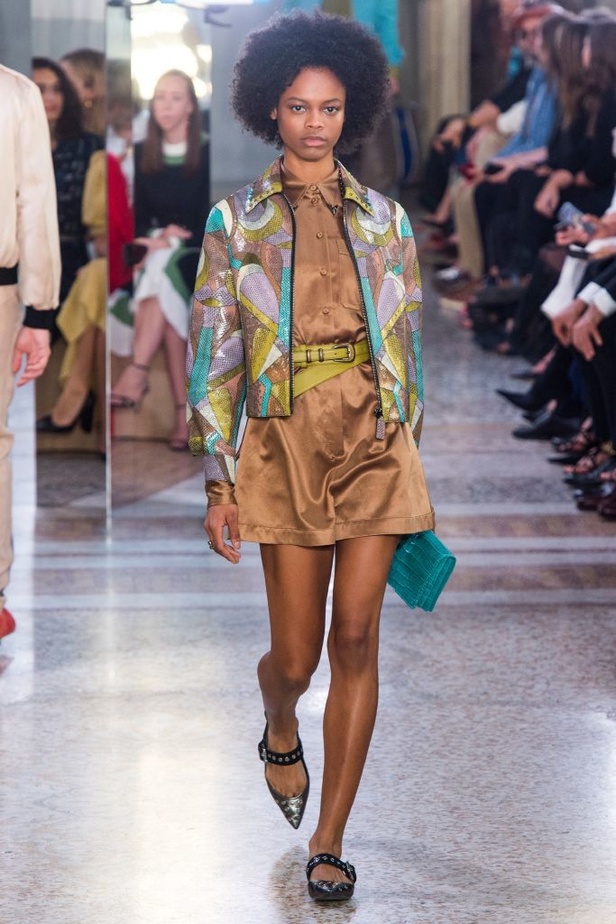 مجموعة “بوتيغا فينيتا” للأزياء لربيع وصيف 2018 !