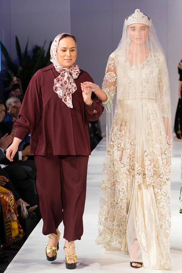 موديلات قفطان مغربي من اسبوع الموضة في لندن