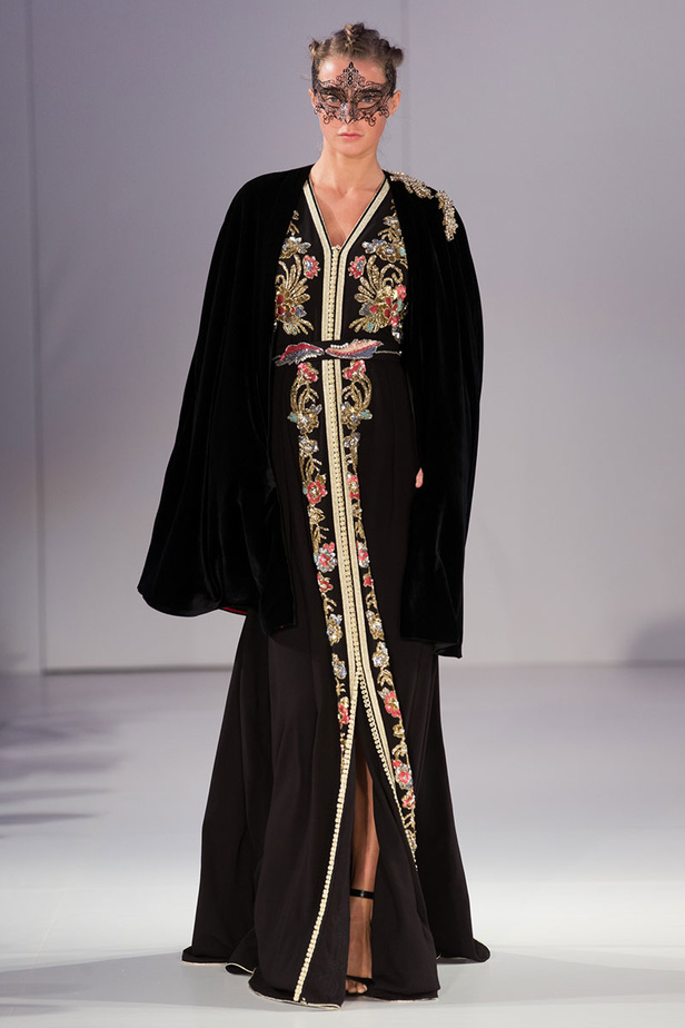 موديلات قفطان مغربي من اسبوع الموضة في لندن