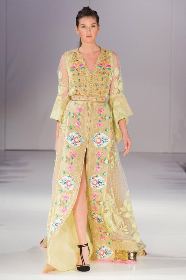 موديلات قفطان مغربي من اسبوع الموضة في لندن