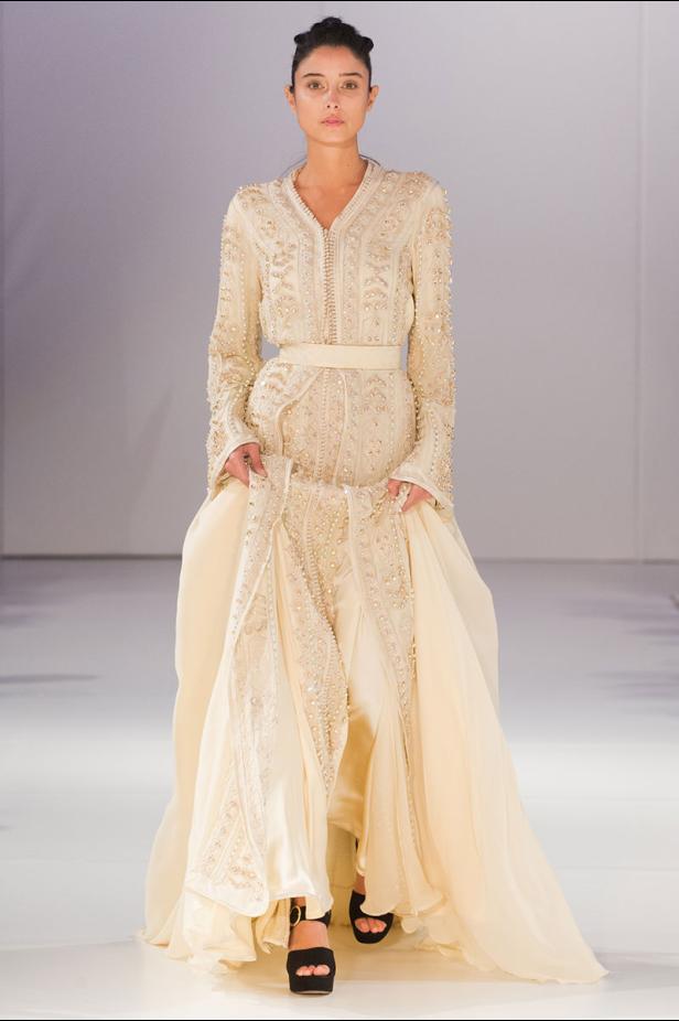 موديلات قفطان مغربي من اسبوع الموضة في لندن