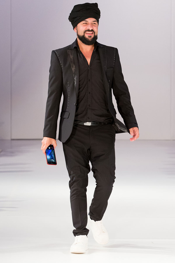 موديلات قفطان مغربي من اسبوع الموضة في لندن