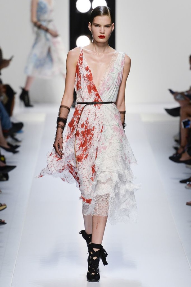 مجموعة ارمانو سيرفينو لربيع و صيف 2018