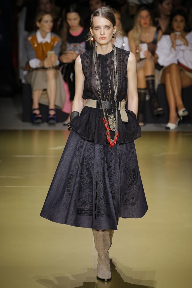 مجموعة Les Copains لموسم ربيع وصيف 2018