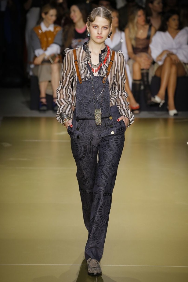 مجموعة Les Copains لموسم ربيع وصيف 2018