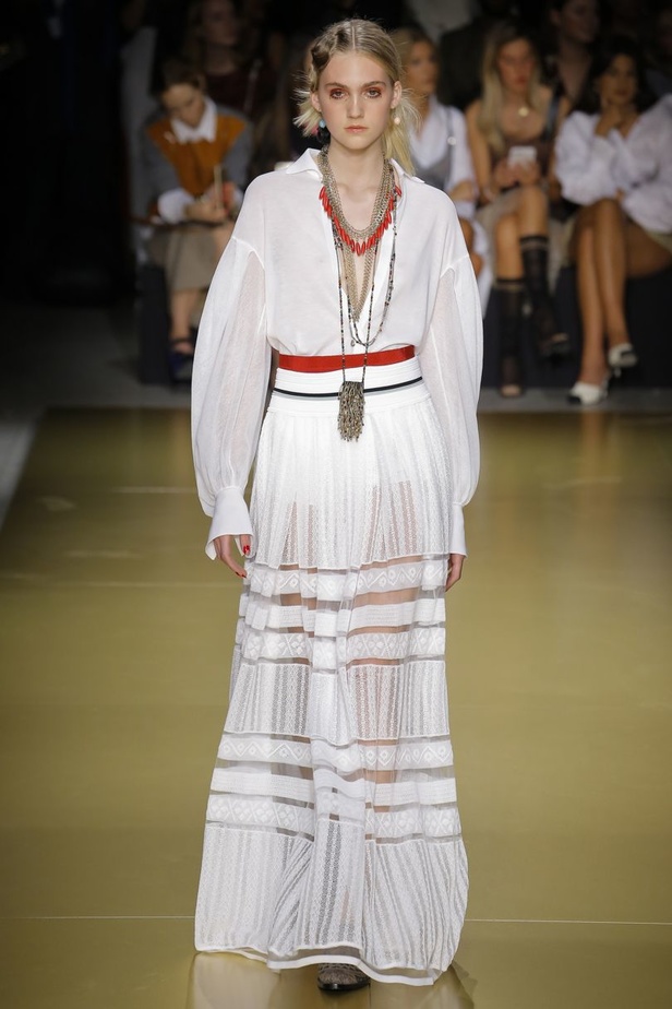 مجموعة Les Copains لموسم ربيع وصيف 2018