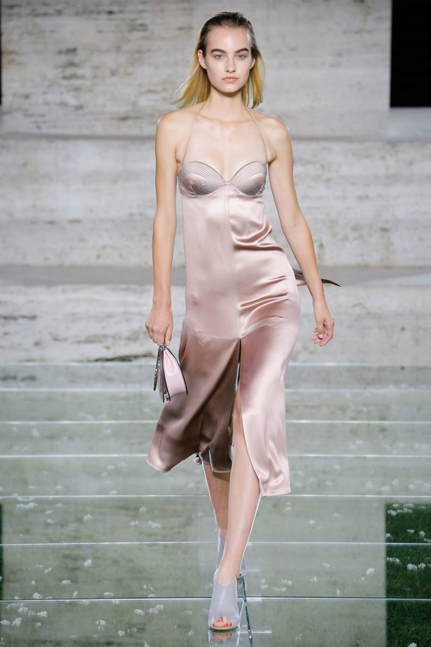 مجموعة "سلفاتوري فيراغامو" لموسم ربيع وصيف 2018