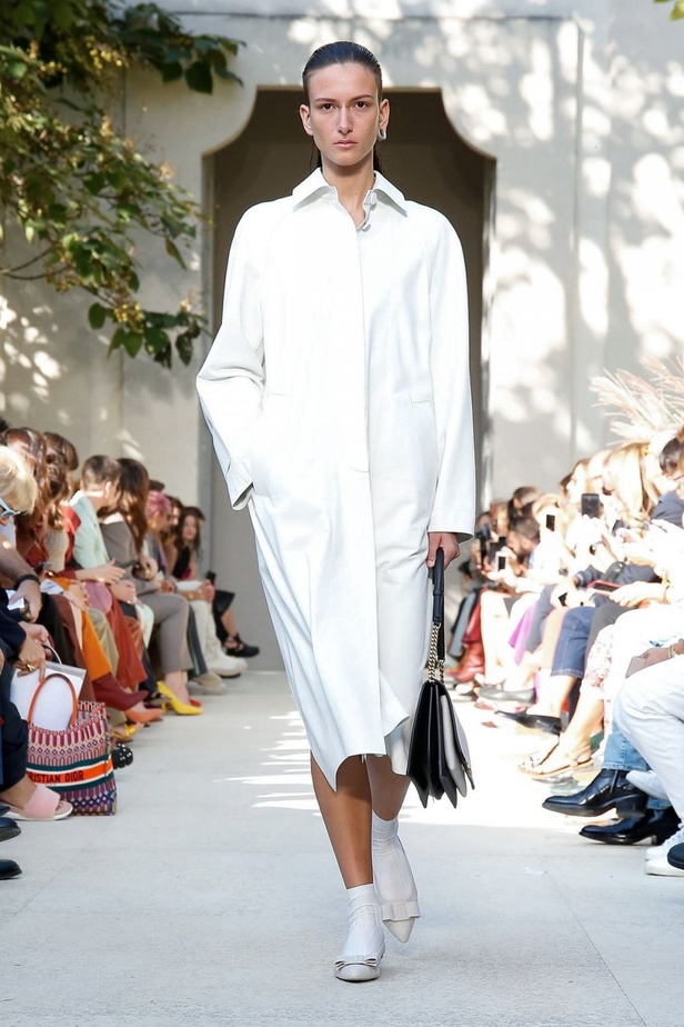 اسبوع الموضة في ميلان 2019 مجموعة salvatore ferragamo لربيع وصيف 2020