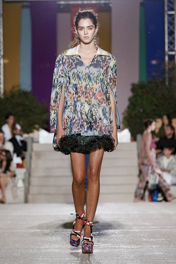 اسبوع الموضة في ميلان 2019 عرض أزياء MISSONI لربيع وصيف 2020