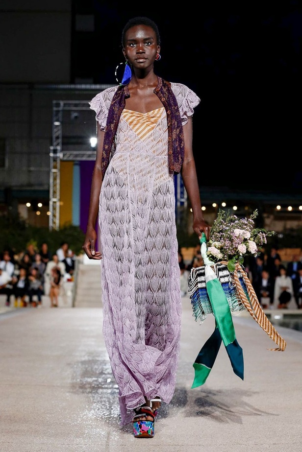 اسبوع الموضة في ميلان 2019 عرض أزياء MISSONI لربيع وصيف 2020