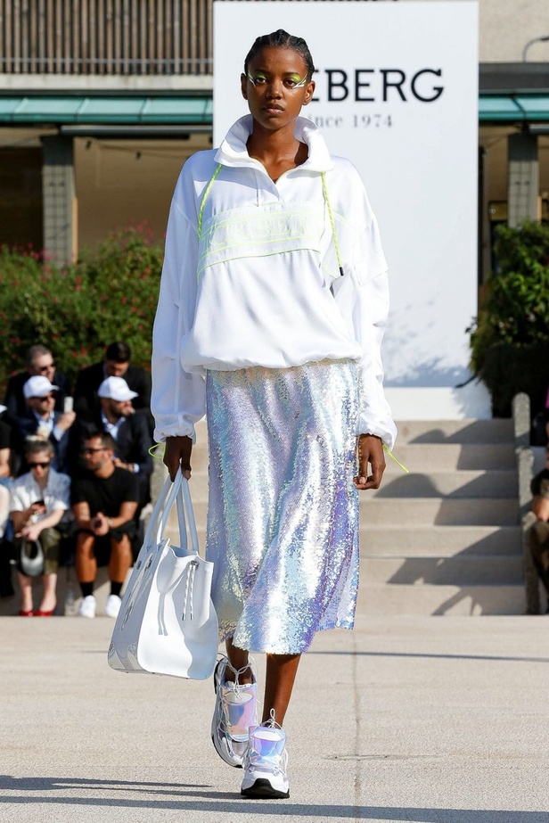 اسبوع الموضة في ميلان 2019 عرض أزياء ICEBERG لربيع وصيف 2020