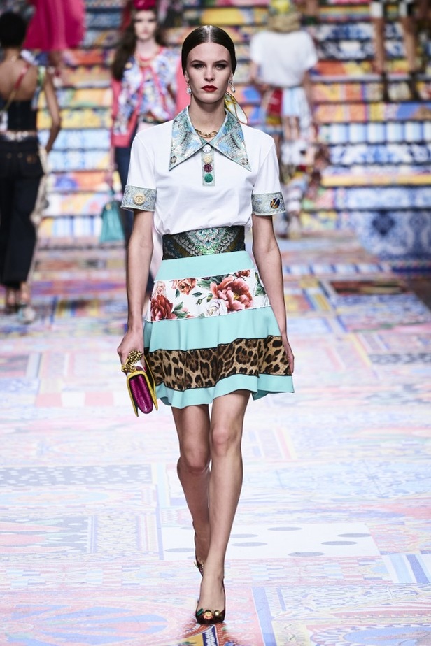 عرض ازياء dolce & gabbana لربيع وصيف 2021 ضمن أسبوع الموضة في ميلانو