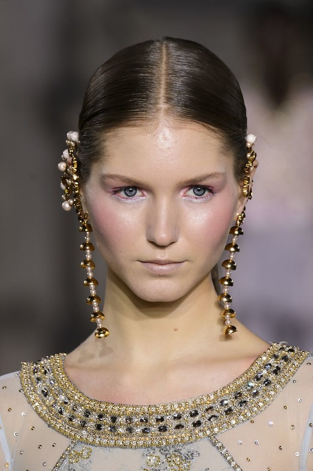 مجموعة جورج حبيقة للأزياء الفاخرة لربيع وصيف 2017  !