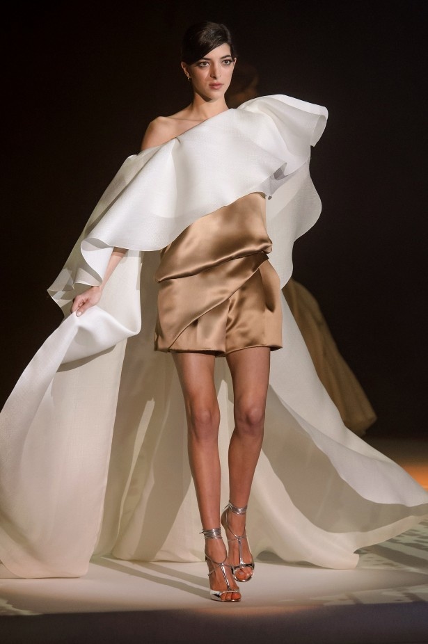 مجموعة ستيفان رولاند للهوت كوتور لربيع 2018