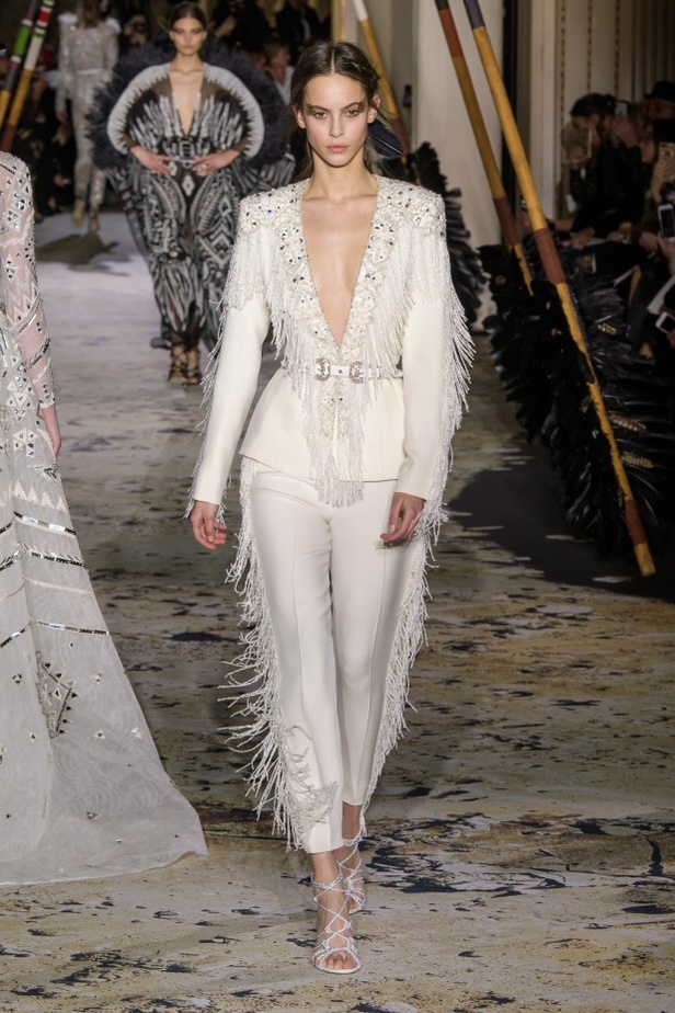 عرض ازياء زهير مراد هوت كوتور ربيع 2018