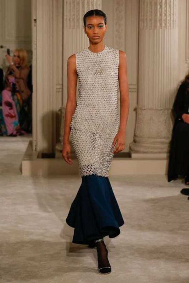 مجموعة فالنتينو للهوت كوتور لموسم ربيع وصيف 2018