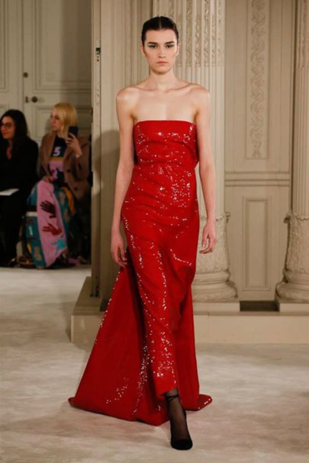 مجموعة فالنتينو للهوت كوتور لموسم ربيع وصيف 2018