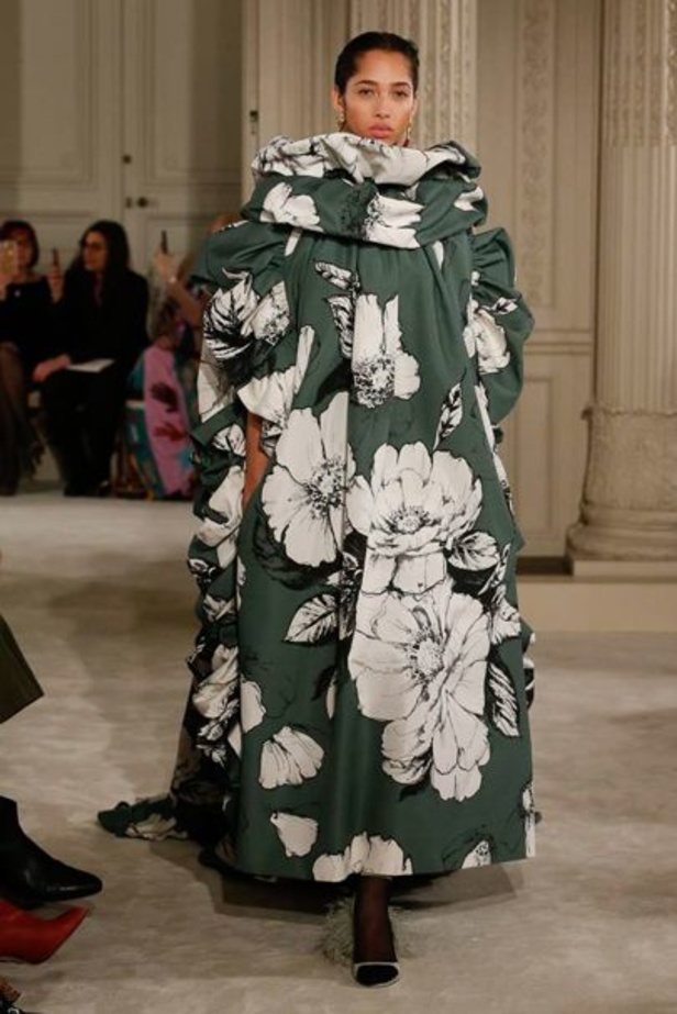 مجموعة فالنتينو للهوت كوتور لموسم ربيع وصيف 2018