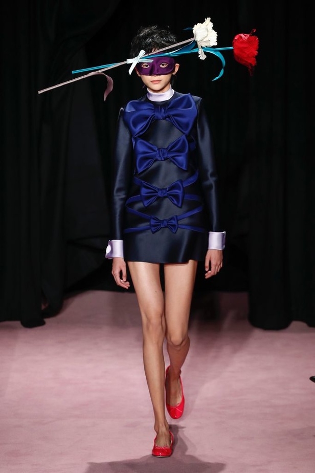 مجموعة فيكتور أند رولف للهوت كوتور لربيع و صيف 2018