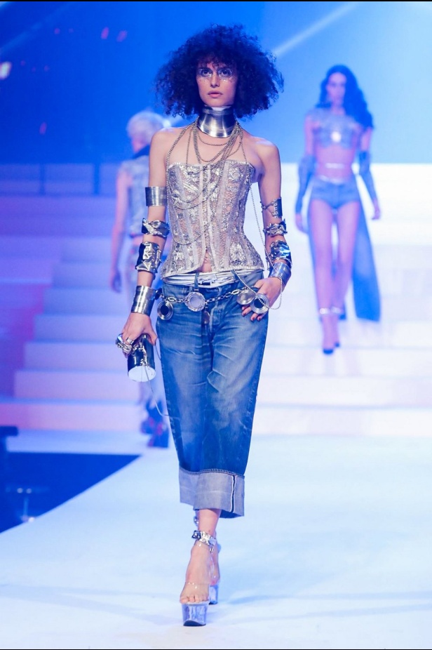 عرض أزياء Jean Paul Gaultier جان بول غوتييه لـ haute couture لربيع وصيف 2020