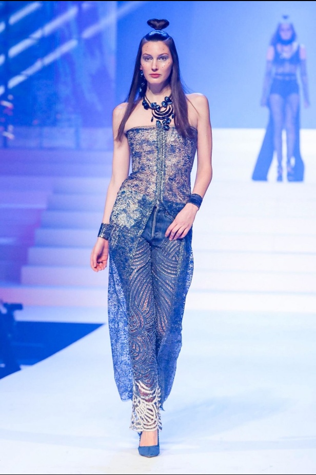 عرض أزياء Jean Paul Gaultier جان بول غوتييه لـ haute couture لربيع وصيف 2020