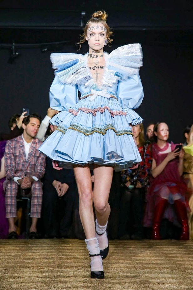 مجموعة Viktor&Rolf لـ haute couture ربيع وصيف 2020