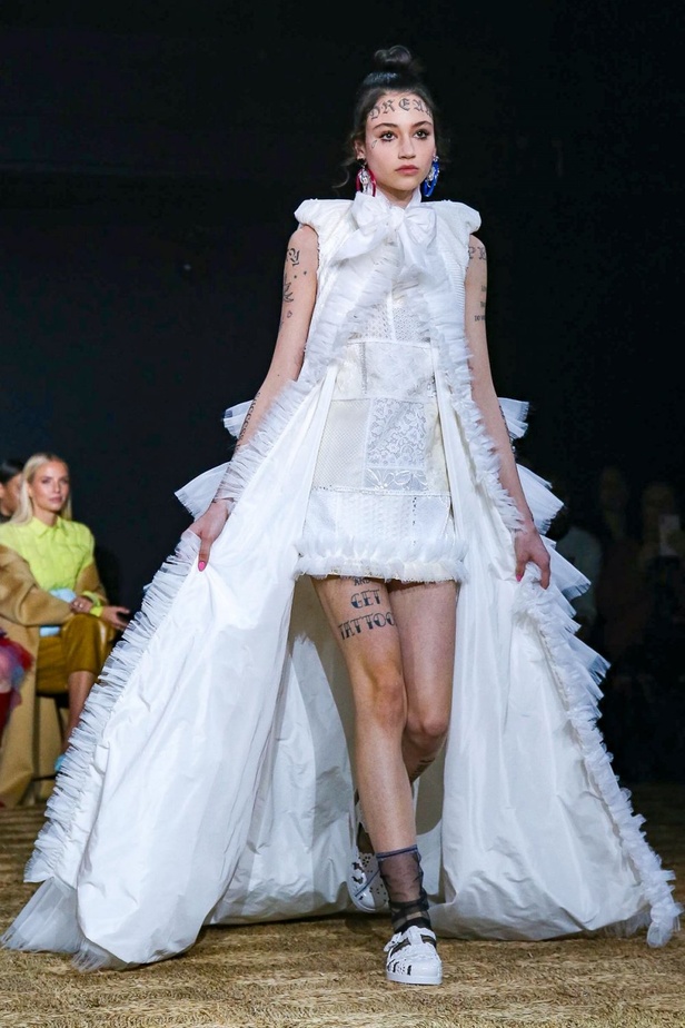 مجموعة Viktor&Rolf لـ haute couture ربيع وصيف 2020