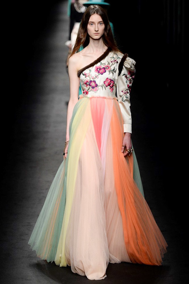 عرض دار غوتشي لموسم خريف وشتاء 2016-2017