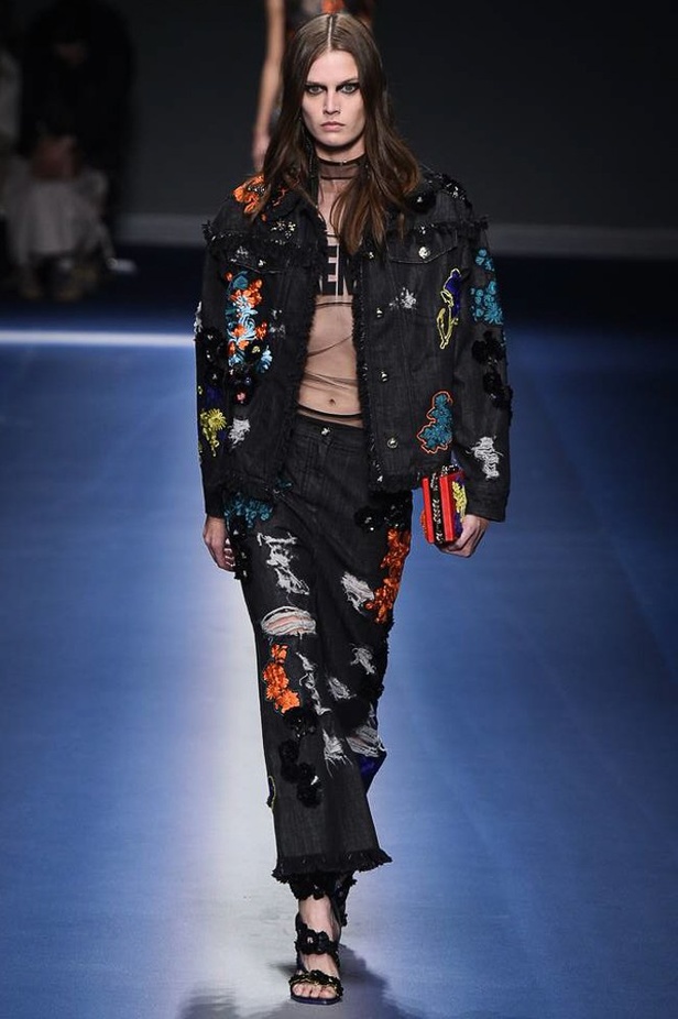 مجموعة "فيرساتشي" لموسم خريف وشتاء 2017-2018