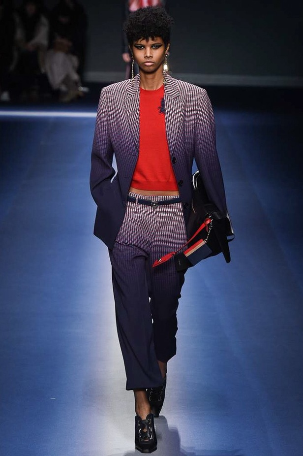 مجموعة "فيرساتشي" لموسم خريف وشتاء 2017-2018