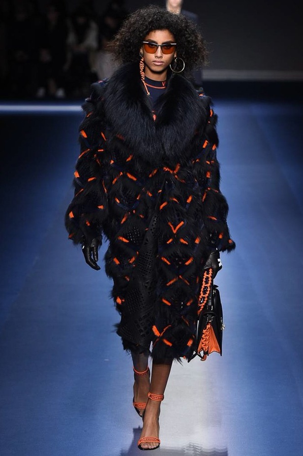 مجموعة "فيرساتشي" لموسم خريف وشتاء 2017-2018