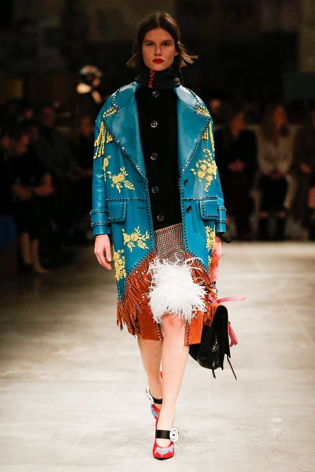 عرض أزياء Prada لخريف ٢٠١٧ !